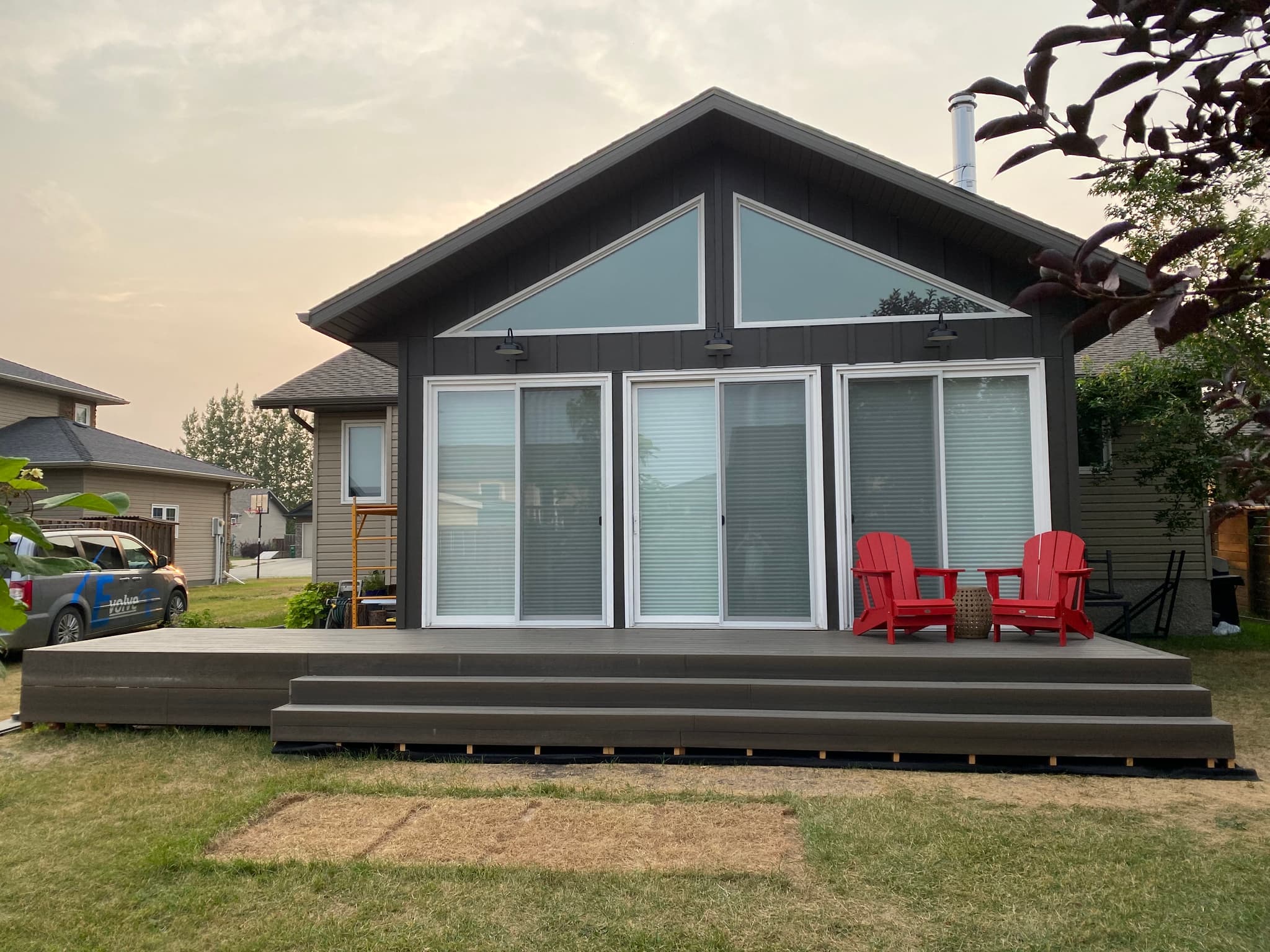 Custom Deck & Outdoor Living
