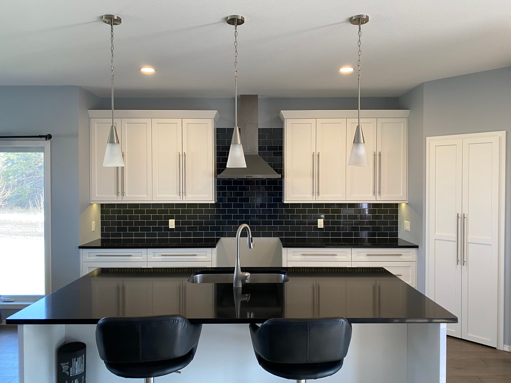 Modern Subway Tile Design